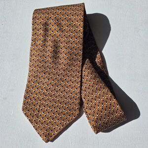 BROOKS BROTHERS Silk Tie Gold Traditional Small Print Mens Necktie Maker's Line